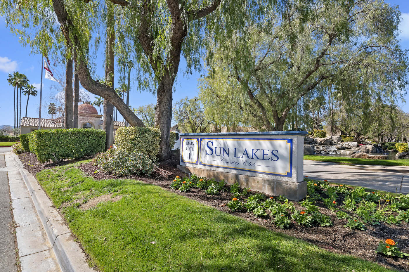 Sun Lakes Country Club entry monument sign in Banning