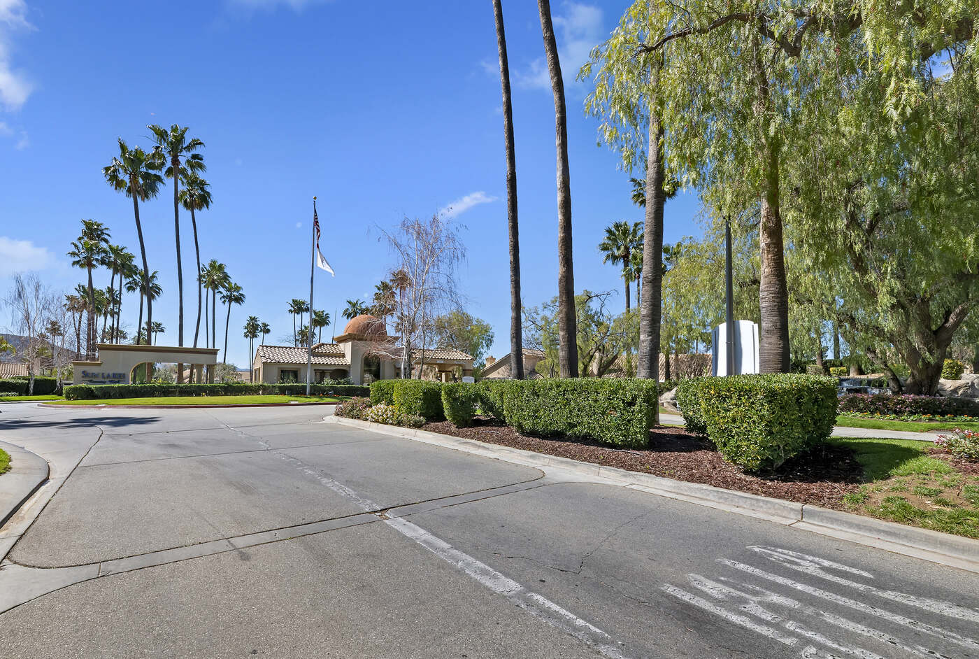 Guarded entry drive at Sun Lakes Country Club