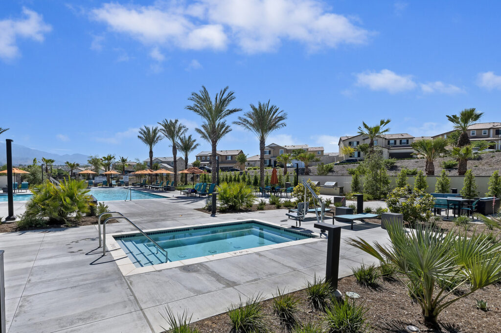 Community pool and spa | Olivewood, Beaumont